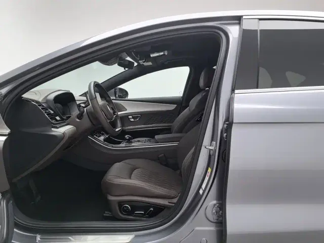 BYD Han — Фото автомобиля 10
