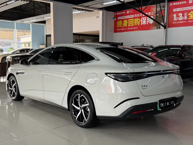 BYD Seal 07 DM-i — Фото автомобиля 6