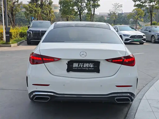 Mercedes-Benz C-Class — Фото автомобиля 8