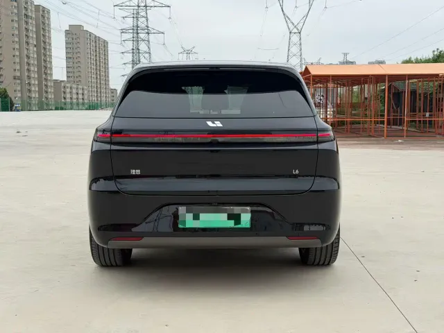 Li Auto L6 — Фото автомобиля 8
