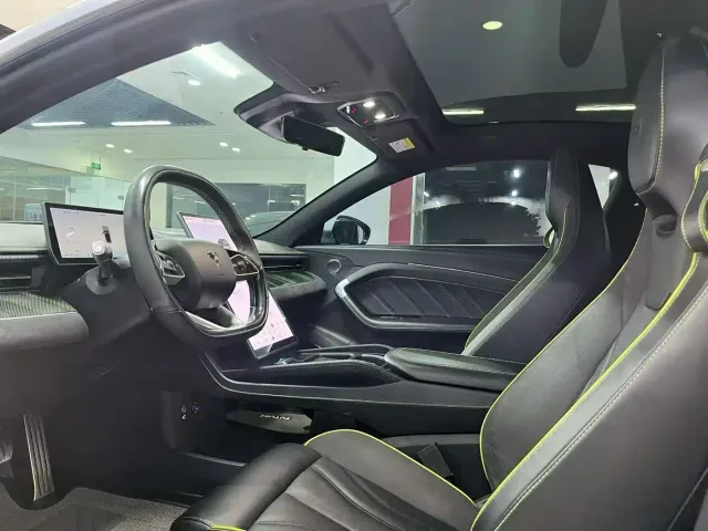 Hozon Neta GT — Фото автомобиля 5