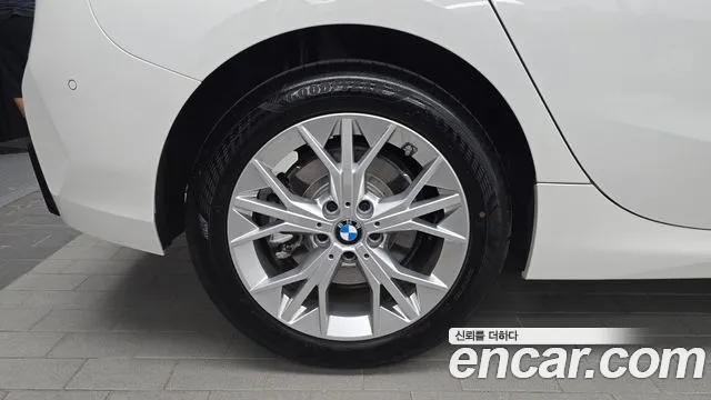 Фотография автомобиля — BMW 1-Series