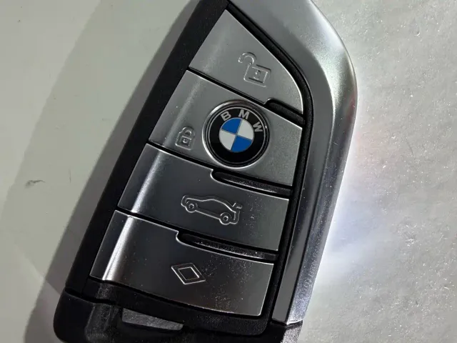 BMW 5 Series — Фото автомобиля 18