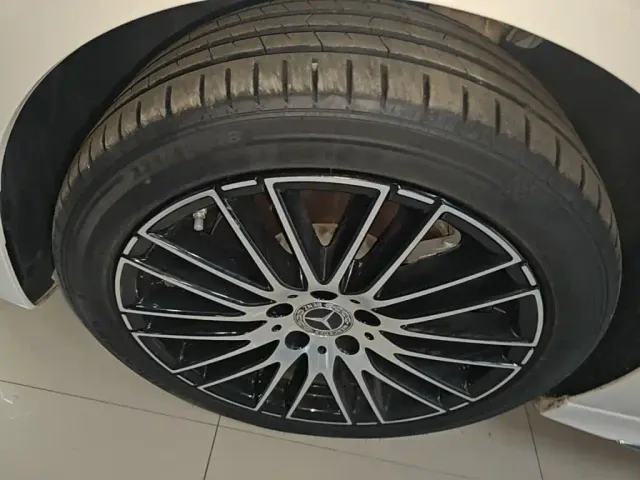 Mercedes-Benz C-Class — Фото автомобиля 24