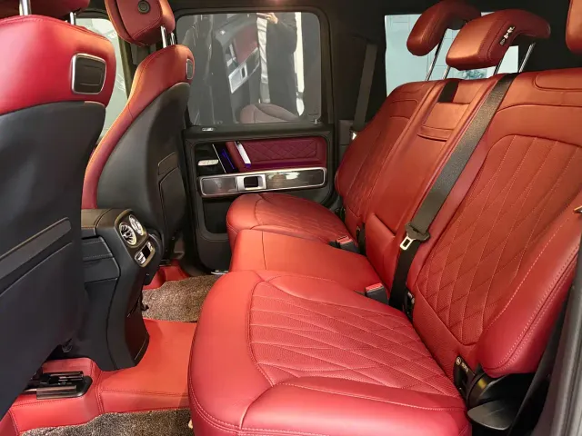 Mercedes-Benz G-Class — Фото автомобиля 11