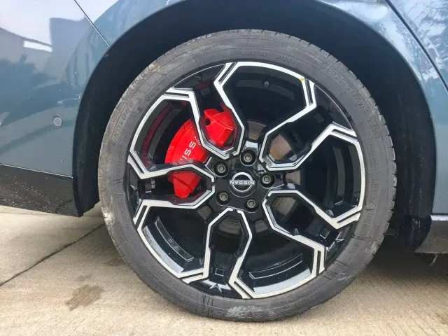 Nissan N7 — Фото автомобиля 16