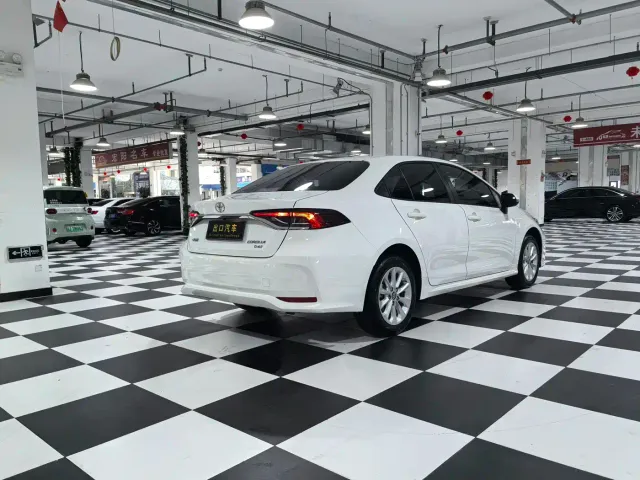 Toyota Corolla — Фото автомобиля 4