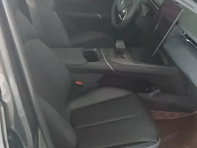 Changan Lamore — Фото автомобиля 5