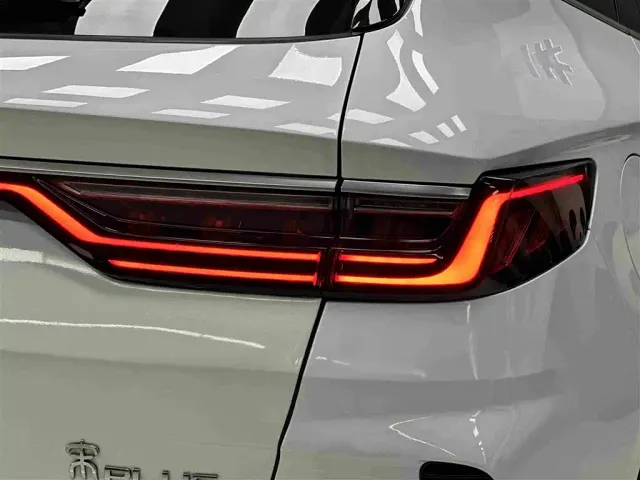 BYD Song PLUS — Фото автомобиля 7