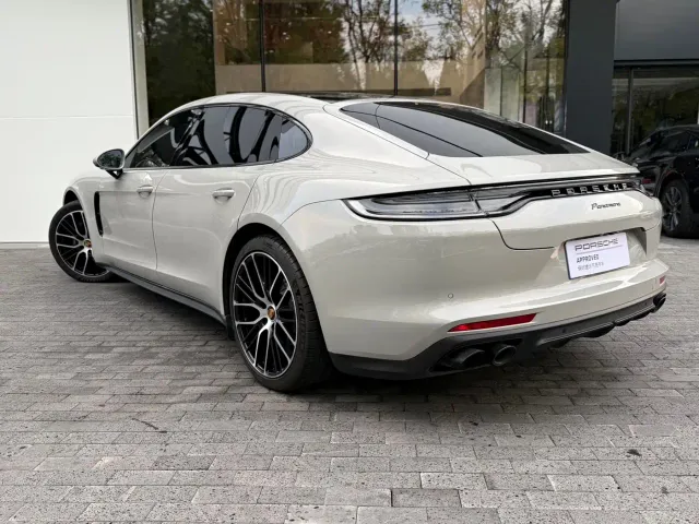 Porsche Panamera — Фото автомобиля 5