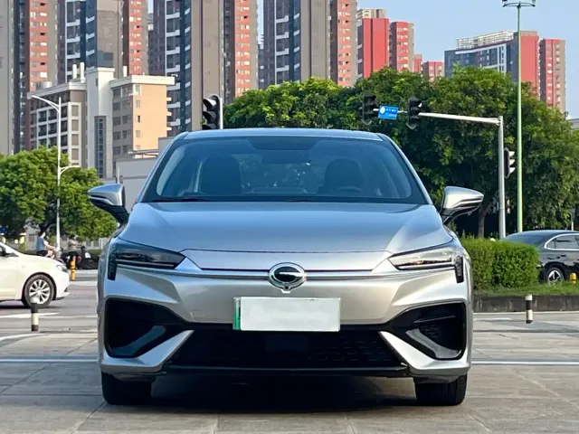 Aion AION S 2022 Mei 580 — Фото автомобиля 2