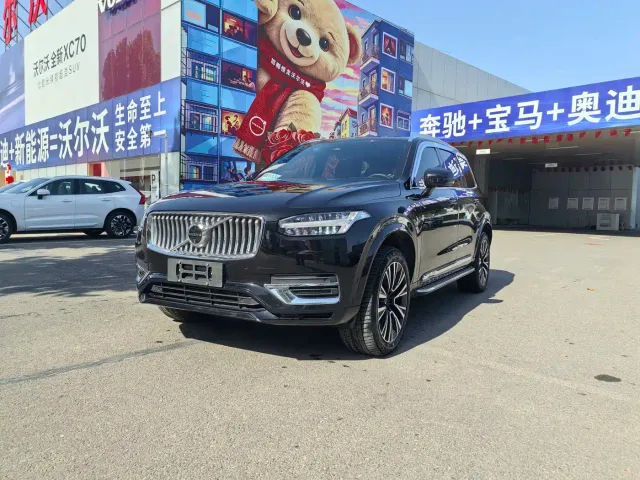 Фотография автомобиля — Volvo XC90