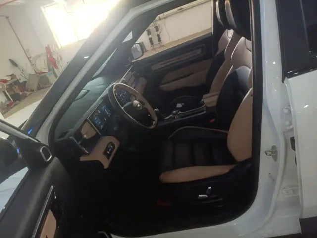 Geely ICON — Фото автомобиля 11