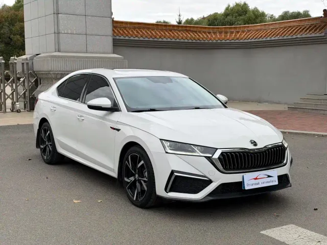 Skoda Octavia — Фото автомобиля 3