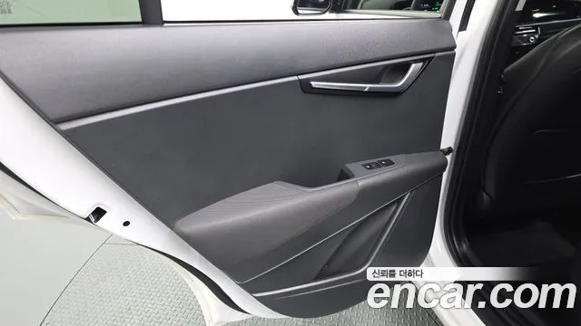 Kia Niro The All New Niro Prestige — Фото автомобиля 23