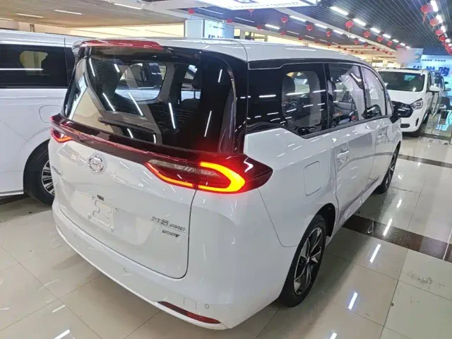 GAC Trumpchi M6 — Фото автомобиля 6
