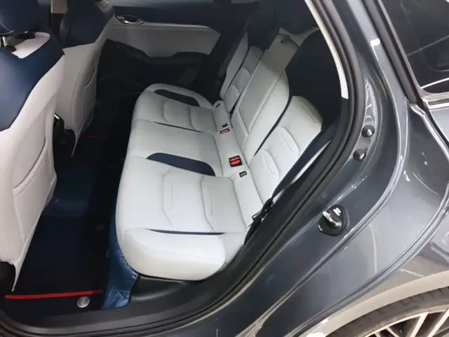 Geely Xingrui — Фото автомобиля 16