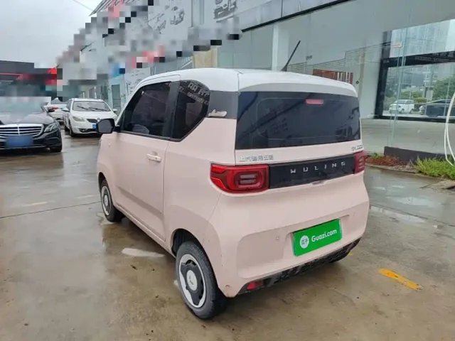Wuling Hongguang Mini EV — Фото автомобиля 4