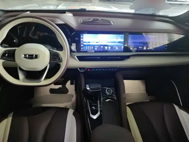 Geely Xingyue L — Фото автомобиля 12
