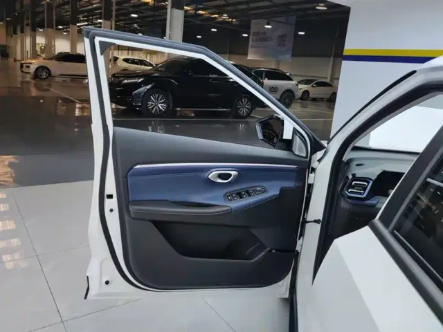 GAC Trumpchi GS3 — Фото автомобиля 7