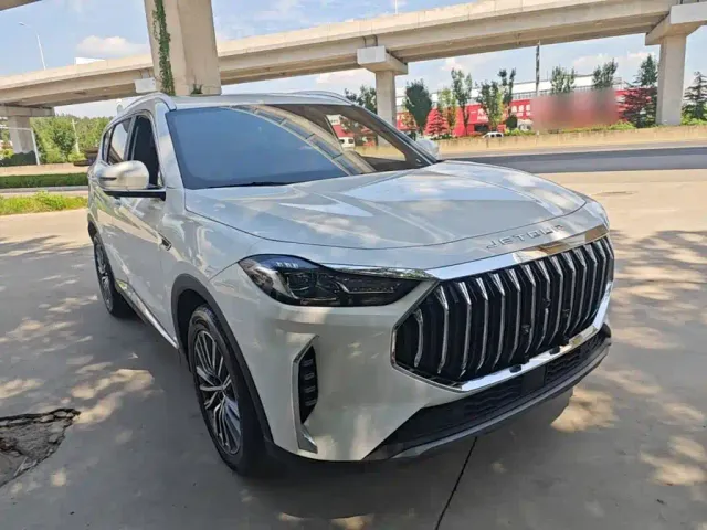 Jetour X70 Plus — Фото автомобиля 3