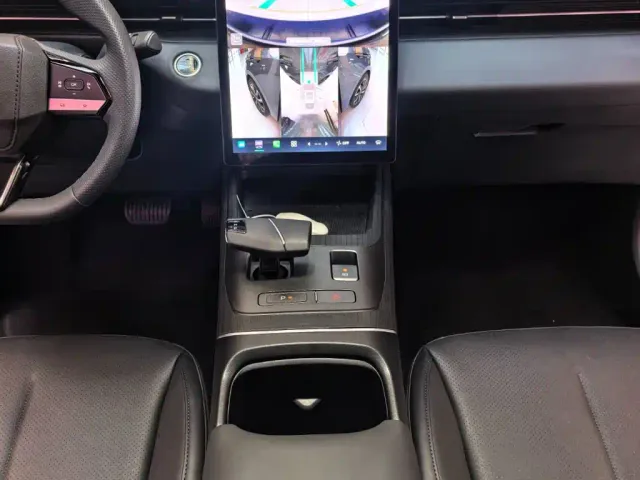 Changan Eado — Фото автомобиля 12