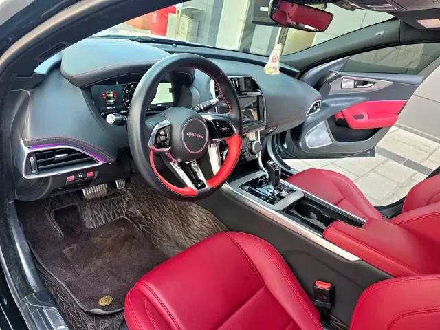 Jaguar XEL — Фото автомобиля 14