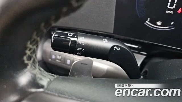 Hyundai Kona — Фото автомобиля 28