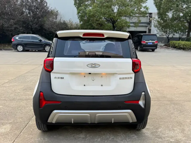 Chery eQ1 — Фото автомобиля 7