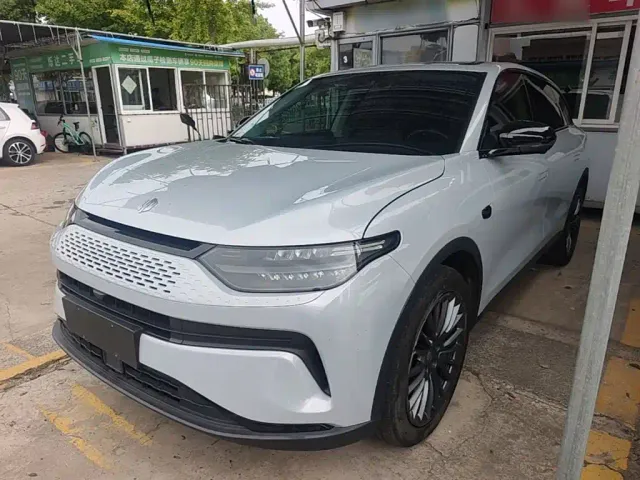 Фотография автомобиля — Leapmotor C11