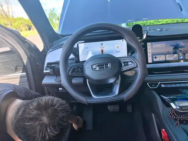 Geely Xingyue L — Фото автомобиля 2