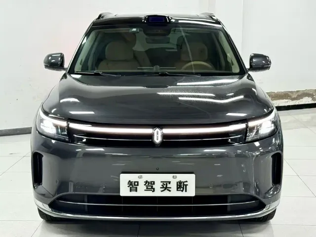 Aito M7 — Фото автомобиля 2