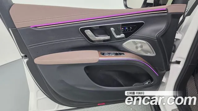 Mercedes-Benz EQS — Фото автомобиля 20