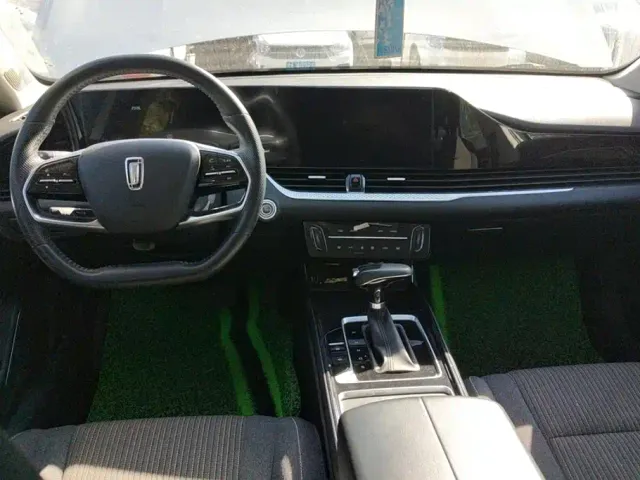 Bestune B70 — Фото автомобиля 12