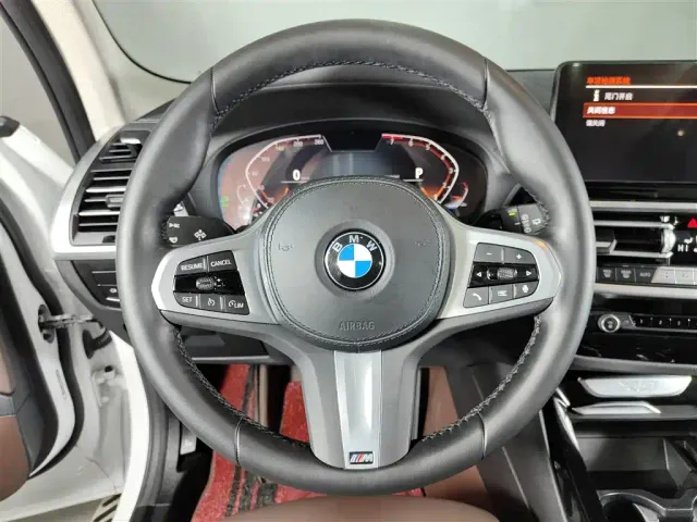 BMW X3 — Фото автомобиля 10