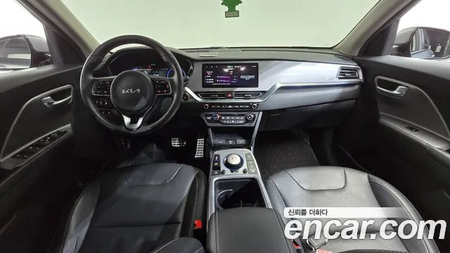 Kia Niro Niro Plus Air (Такси) — Фото автомобиля 7