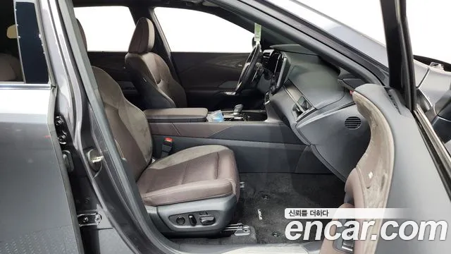Lexus RX — Фото автомобиля 24