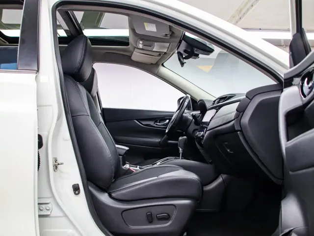 Nissan X-Trail — Фото автомобиля 12