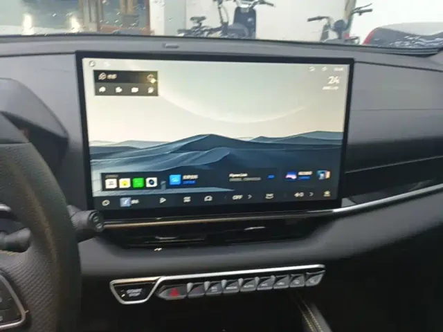 Geely Binyue — Фото автомобиля 12