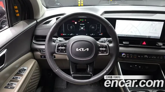 Kia Carnival Generation 4 — Фото автомобиля 19