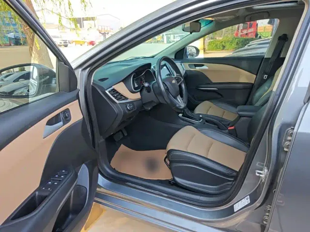 Chevrolet Monza — Фото автомобиля 15