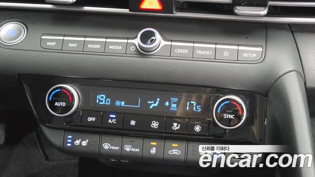 Hyundai Avante CN7 — Фото автомобиля 27