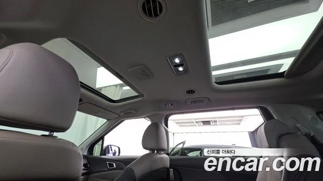 Kia Carnival 4th Gen — Фото автомобиля 18
