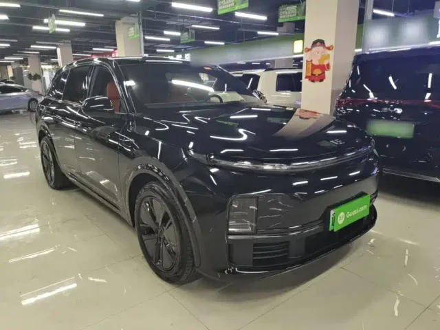 Li Auto L7 — Фото автомобиля 3