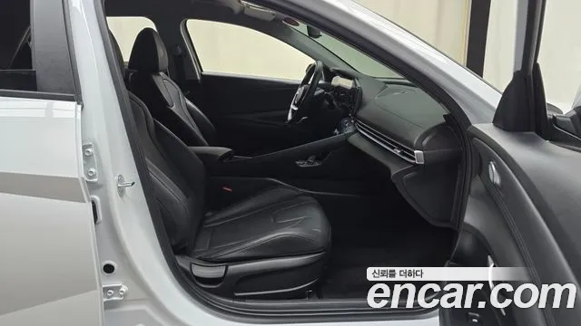 Hyundai AVANTE Новый Avante (CN7) — Фото автомобиля 11