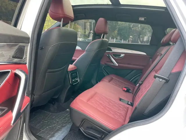 Jetour X70 Plus — Фото автомобиля 8