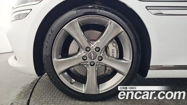 Genesis G80 Бензин 2.5 турбо AWD — Фото автомобиля 4