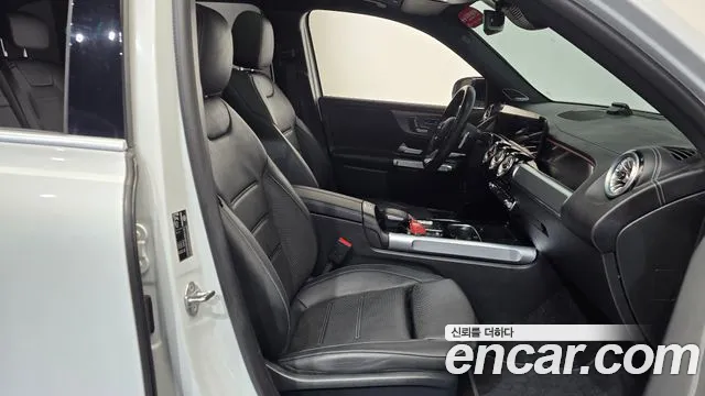 Mercedes-Benz EQB X243 — Фото автомобиля 16