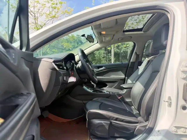 Buick Verano — Фото автомобиля 8