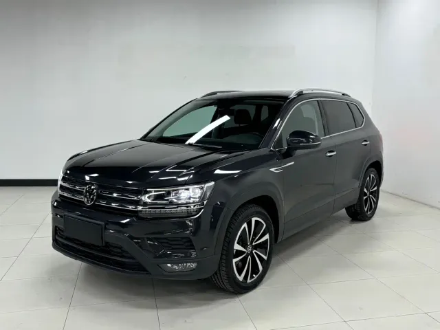 Фотография автомобиля — Volkswagen Tharu